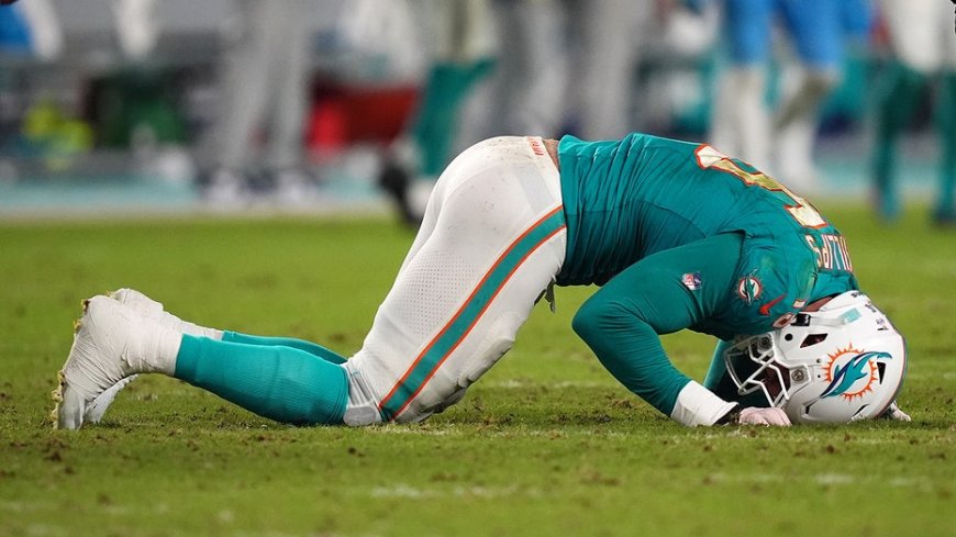 Dolphins linebacker pens heartfelt message after suffering season-ending injury for second year in a row --[Reported by Umva mag]