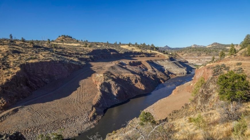 Tribes celebrate end of largest dam removal project in US history --[Reported by Umva mag]