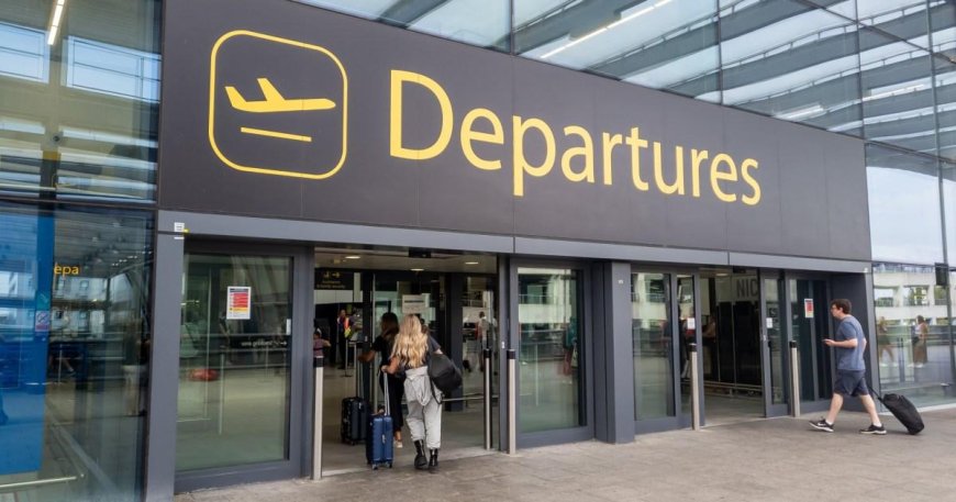 Travel updates: Flights cancelled and delayed at Gatwick Airport --[Reported by Umva mag]