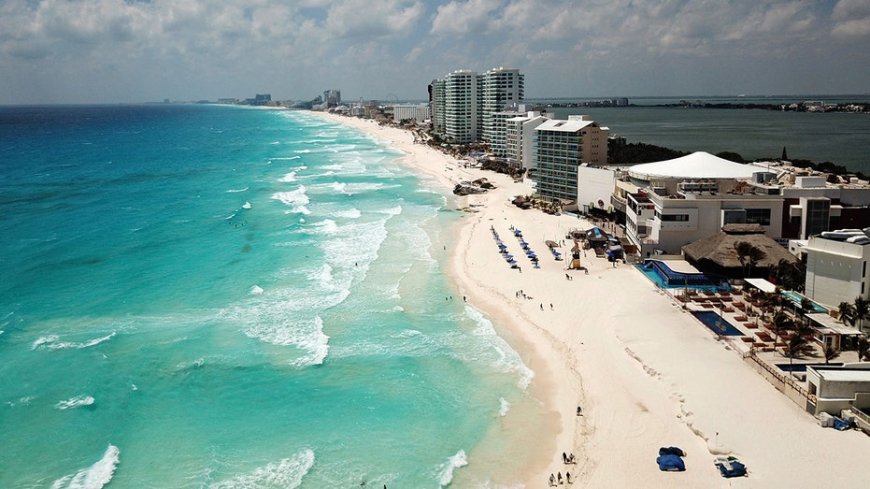 Shooting near luxury Mexico resort leaves 1 dead, suspects flee on jet skis --[Reported by Umva mag]