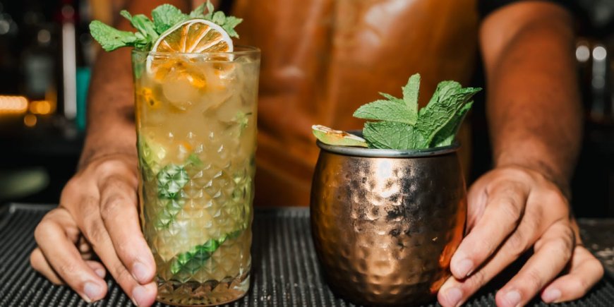 Bartenders say these 10 classic cocktails aren't worth the hype &mdash; here's what to order instead --[Reported by Umva mag]