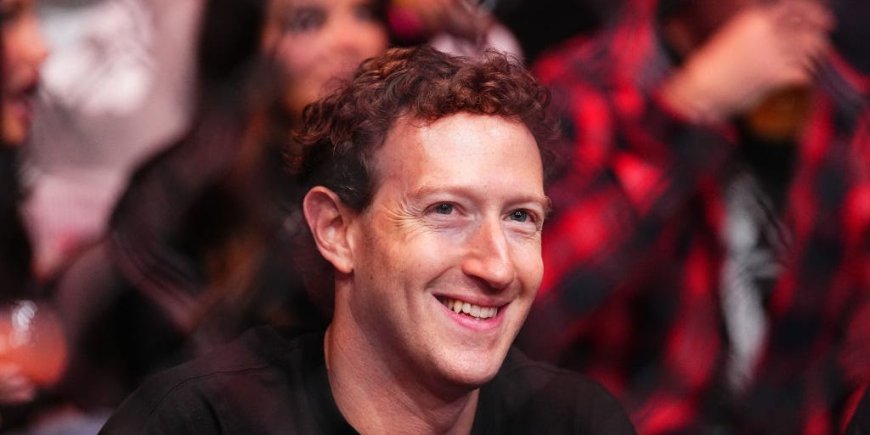 Mark Zuckerberg overtakes Jeff Bezos to become 2nd-richest person for the first time &mdash; worth $206 billion --[Reported by Umva mag]