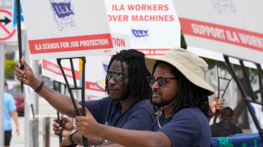 US dockworkers to suspend strike until January --[Reported by Umva mag]