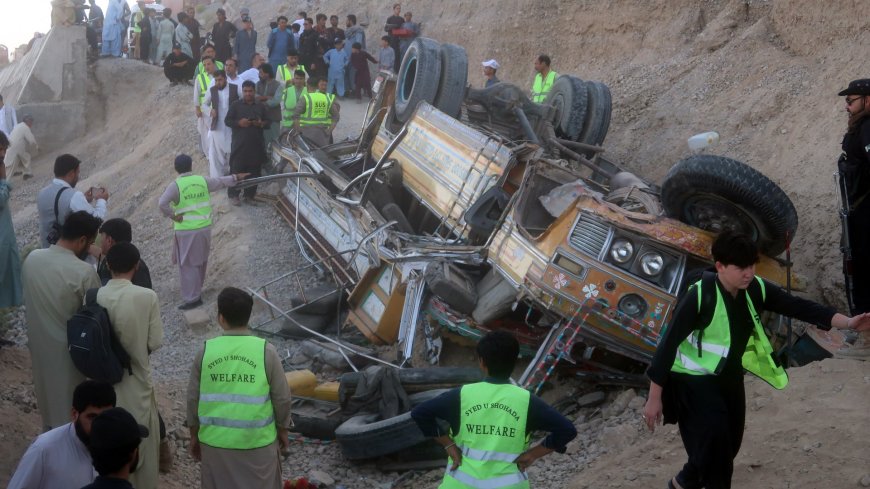 At least seven killed & 37 injured in horror crash after packed wedding bus plunges into rocky ravine in Pakistan --[Reported by Umva mag]