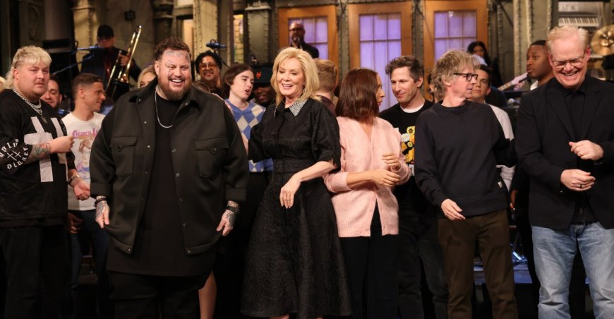 Saturday Night Live’s nostalgia is ruining the joke --[Reported by Umva mag]