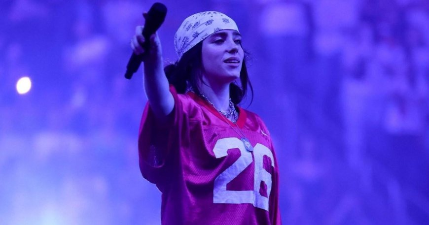 Why are Billie Eilish fans meowing at her concert? --[Reported by Umva mag]