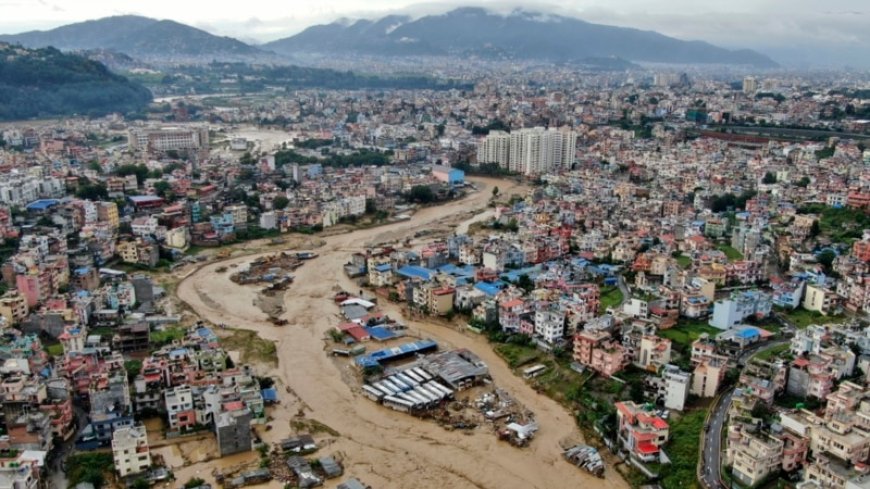 At least 148 are dead in floods and landslides in Nepal --[Reported by Umva mag]