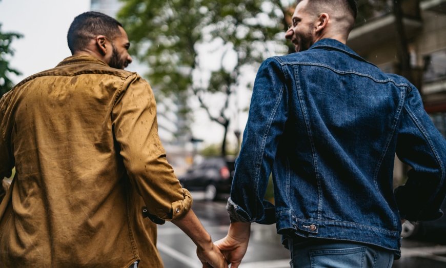 It’s 2024 and more than half of same-sex couples are scared to hold hands in public --[Reported by Umva mag]