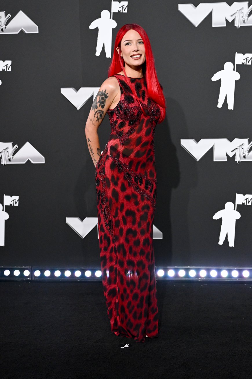 MTV VMAs 2024: The best red carpet looks, from Chappell Roan to Lil Nas X --[Reported by Umva mag]