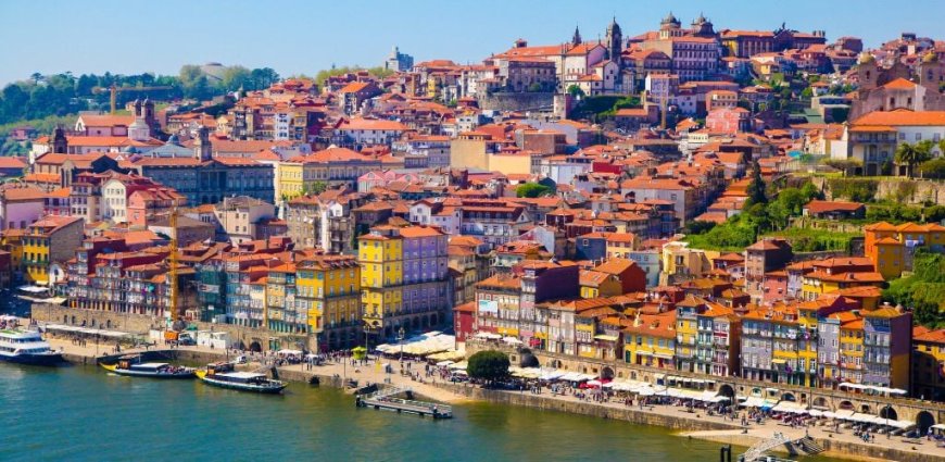 Where to Stay in Porto: Best Areas & Places --[Reported by Umva mag]