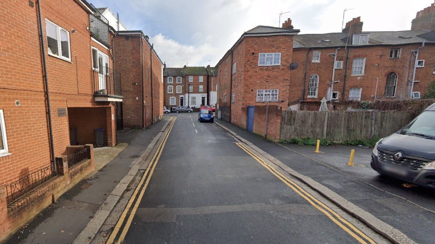 Girl, 4, killed after being struck by minibus in packed town centre --[Reported by Umva mag]