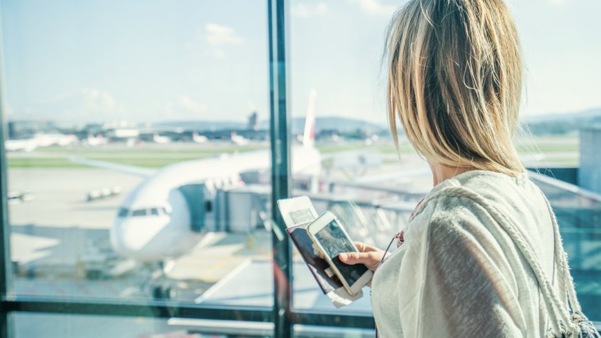 Huge change to rules for millions of holidaymakers from today – will you save on your mobile bill? --[Reported by Umva mag]