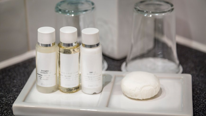 Why you should never trust the fancy hotel toiletries in your room – and the secret they are hiding --[Reported by Umva mag]