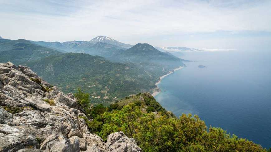 Greece’s second biggest island has stunning beaches and healing springs – but most Brits have never heard of it --[Reported by Umva mag]