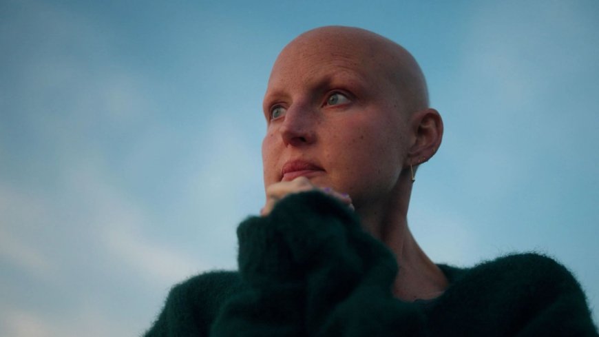 Viewers break down in tears as late Kris Hallenga reveals her ‘perfect death’ in BBC doc about breast cancer journey --[Reported by Umva mag]