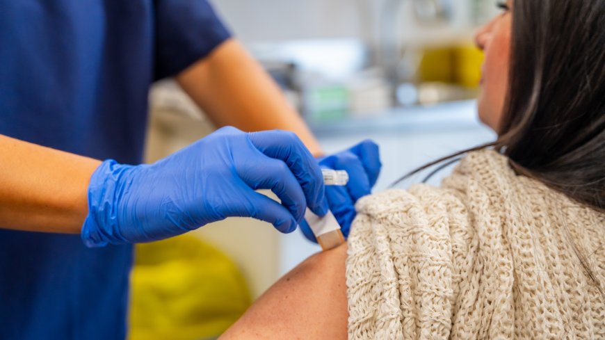 Flu shot lowers hospitalization risk by 35% in vulnerable groups, data hint --[Reported by Umva mag]