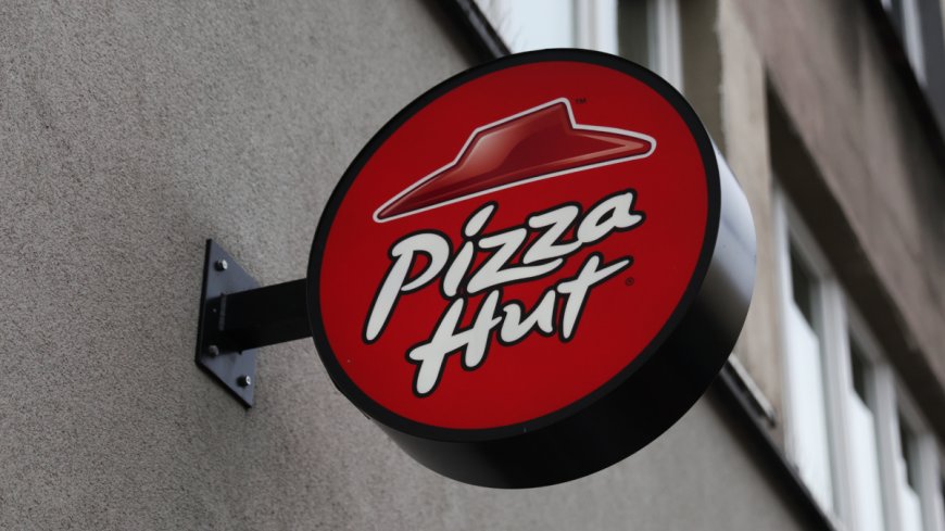 You Can Get Free Pizza Hut Throughout October --[Reported by Umva mag]