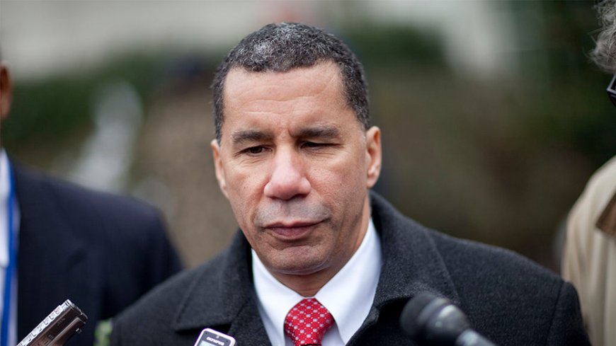 Former New York Gov. David Paterson, stepson attacked by group of suspects while walking dog: Report --[Reported by Umva mag]