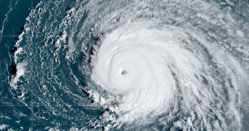 Hurricane Kirk set to bring snow, heavy rain and strong winds to the UK  --[Reported by Umva mag]