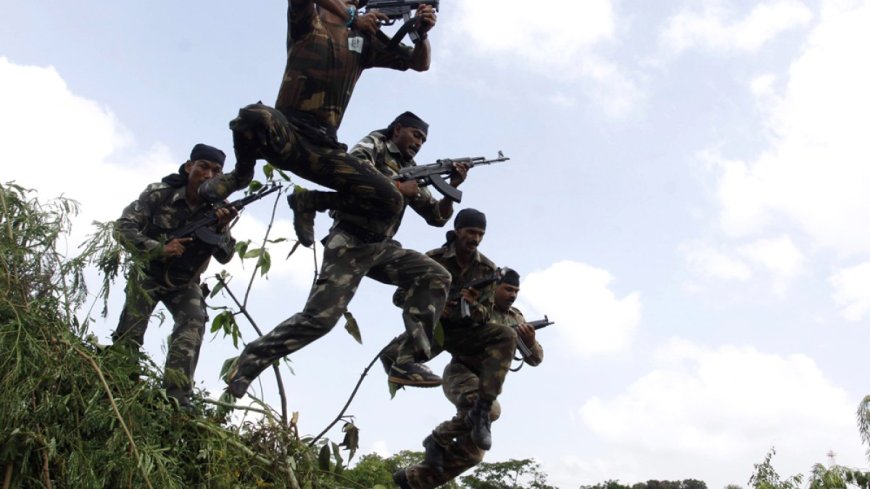 Indian soldiers kill dozens of suspected Maoist rebels in Abujhmad forest --[Reported by Umva mag]