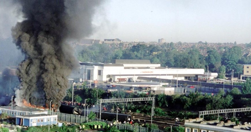 ‘I survived the Ladbroke Grove rail disaster – it was like a horror movie’ --[Reported by Umva mag]