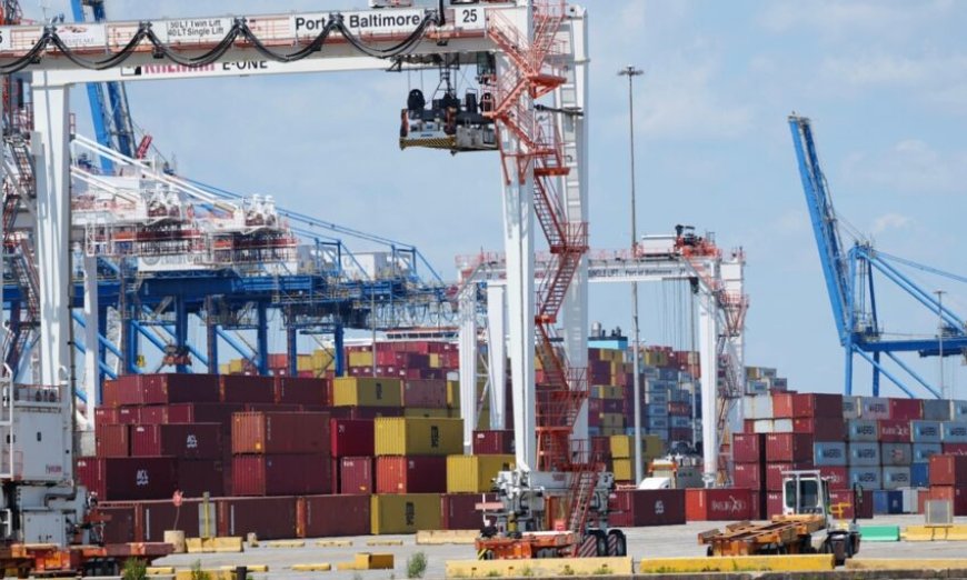 US dockworkers end strike after securing six-year, 62% pay rise --[Reported by Umva mag]