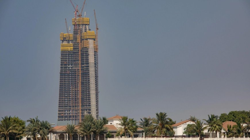 Construction of world’s tallest skyscraper left half built starts AGAIN after 7 years & will be 3x taller than the Shard --[Reported by Umva mag]