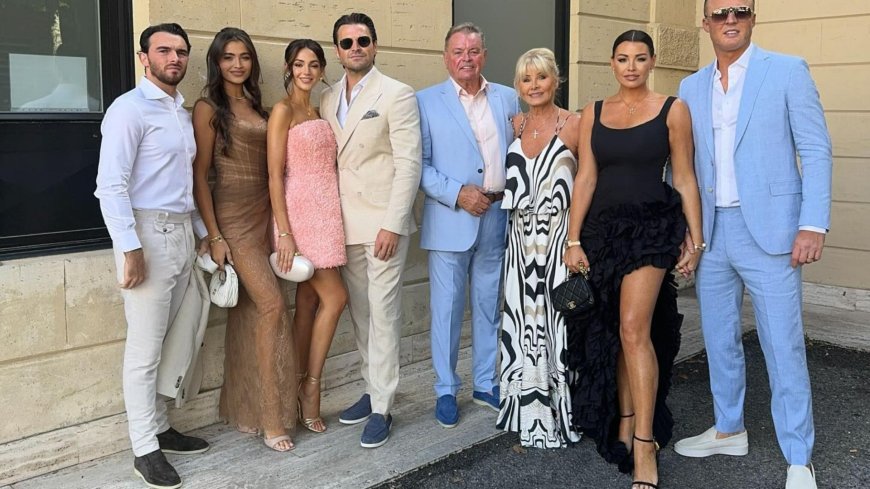 Michelle Keegan looks incredible in pink mini dress as she cosies up to Mark Wright at A-list pal’s wedding --[Reported by Umva mag]