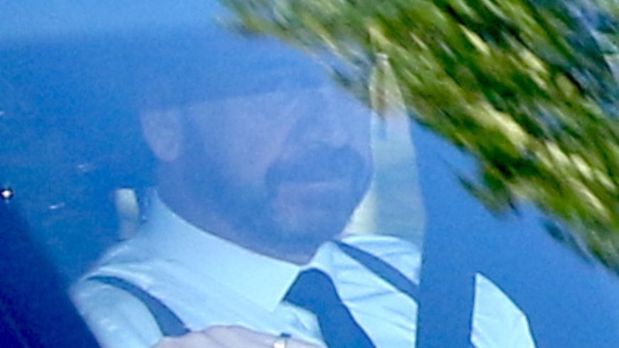 Nick Knowles looks glum as he’s driven to Strictly by girlfriend as his future on show hangs in balance --[Reported by Umva mag]