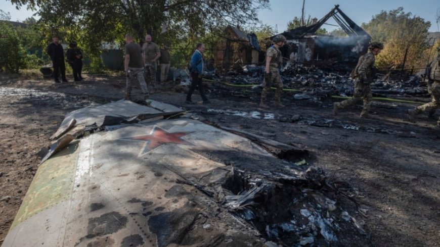 Ukraine shoots down Russian bomber in Donetsk --[Reported by Umva mag]