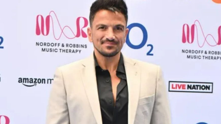 Peter Andre fans go wild as they realise they can see the Mysterious Girl singer on tour for £1 --[Reported by Umva mag]