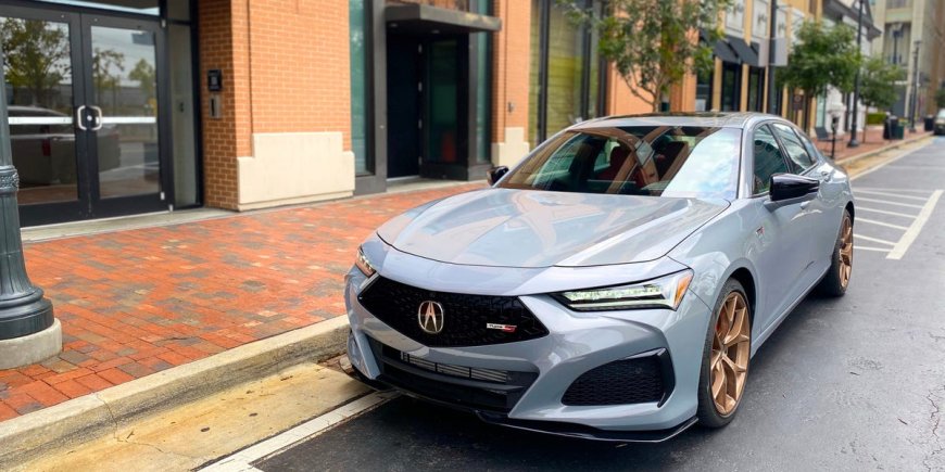 I drove Acura's $62,000 TLX to see if it could compete with Cadillac and BMW --[Reported by Umva mag]