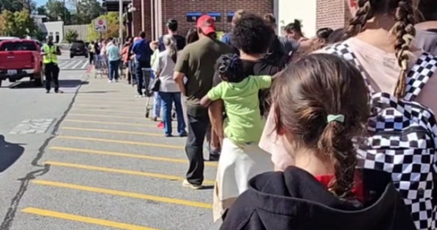 Harrowing Footage of the Inside of an Asheville Walmart Goes Viral: ‘Like an Apocalypse’ --[Reported by Umva mag]