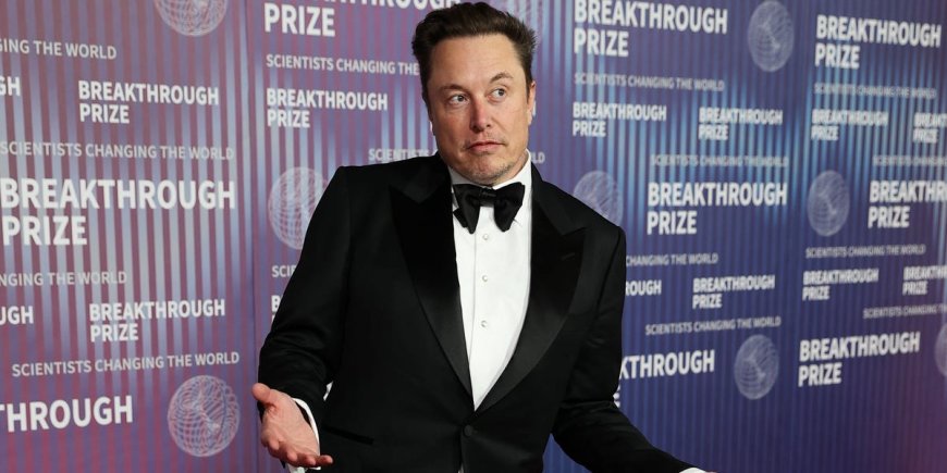 A timeline of Elon Musk's political stances and donations --[Reported by Umva mag]