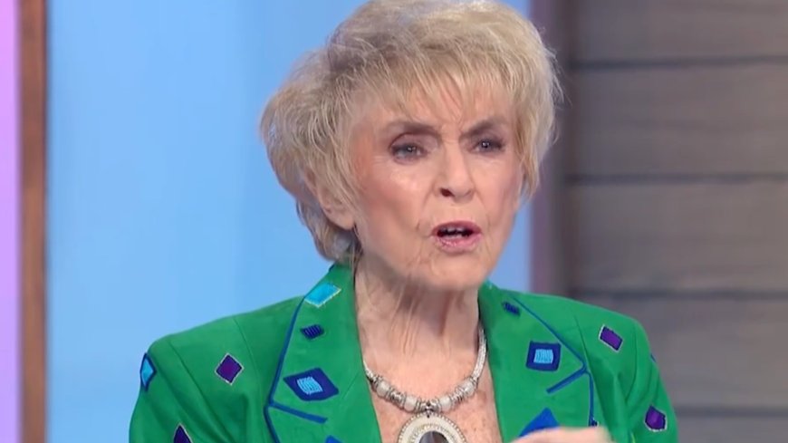 Gloria Hunniford sparks concern as she returns to Loose Women weeks after death of beloved husband --[Reported by Umva mag]