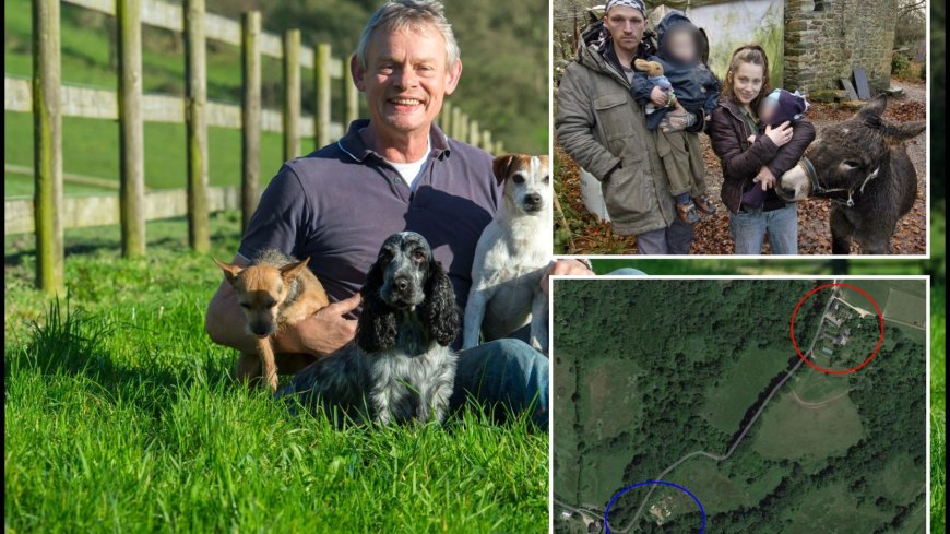 Martin Clunes in war with ‘cynical & dishonest’ traveller neighbours who pitched static caravan 300 yards from home --[Reported by Umva mag]