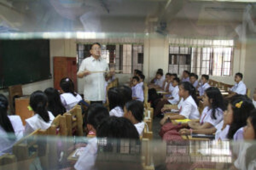 Philippines launches P853-M vaccination program in schools --[Reported by Umva mag]