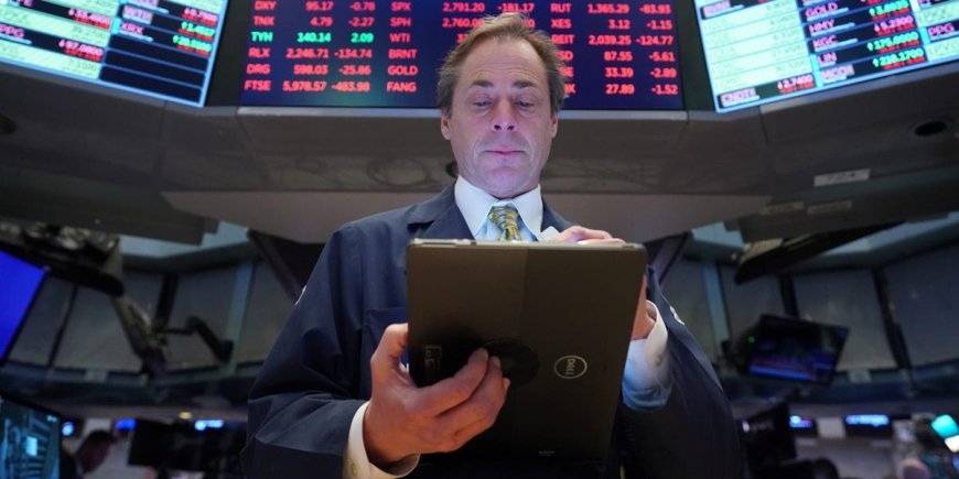 Stock market today: Indexes slip as bond yields jump after strong jobs data --[Reported by Umva mag]