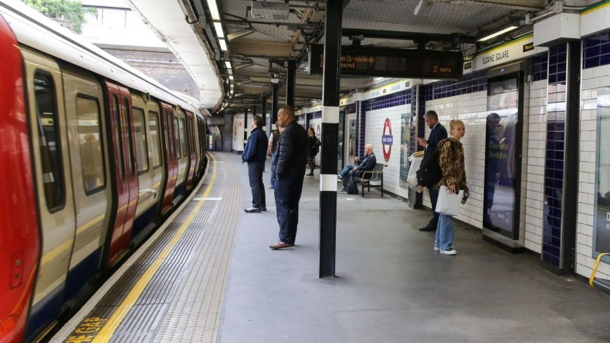 Boy, 15, stabbed in rush hour knife attack at Sloane Square tube as commuters left ‘traumatised’ and station closed --[Reported by Umva mag]