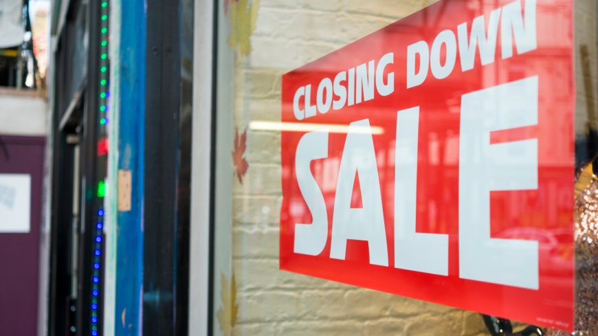 High street fashion chain launches closing down sale as shopping centre branch to shut for final time in weeks --[Reported by Umva mag]