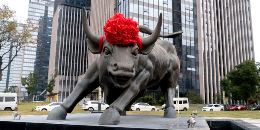 China's stock market surge fizzles after Beijing fails to announce more stimulus measures --[Reported by Umva mag]