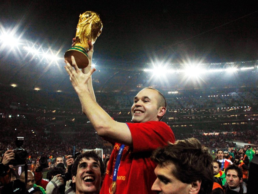 Former Spain and Barcelona football great Andres Iniesta retires at 40 --[Reported by Umva mag]