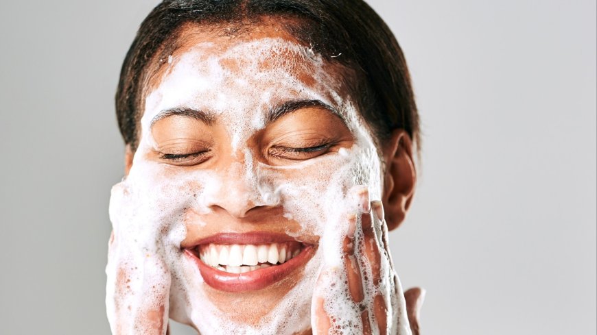 Three ways to get a glowing complexion at home without needing pricey salon services --[Reported by Umva mag]