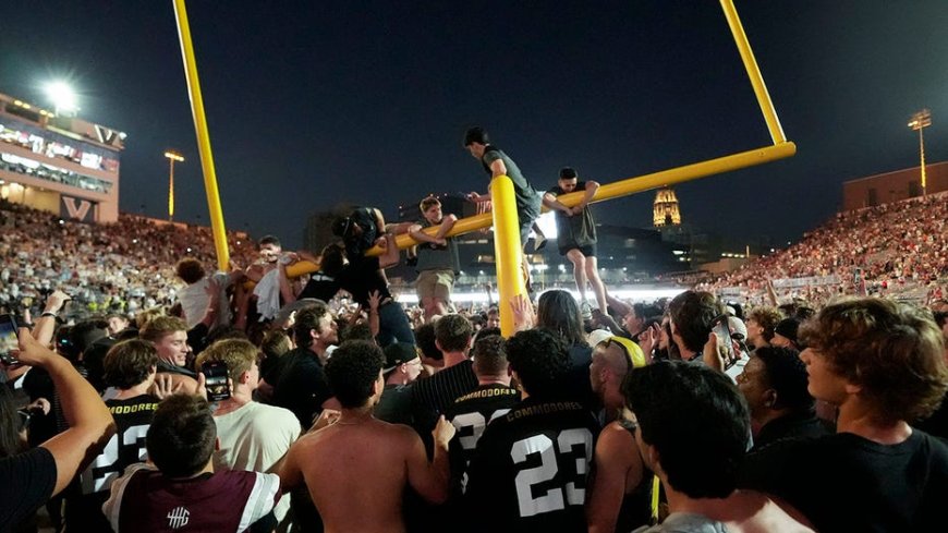 Night vision view from helicopter gives wild perspective of viral Vanderbilt celebration with goalpost --[Reported by Umva mag]