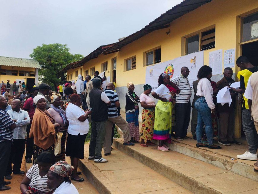 Mozambicans vote for new leader, parliamentary deputies --[Reported by Umva mag]