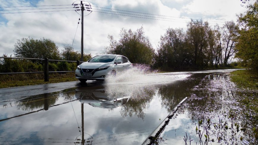 UK weather: ‘Severe’ flooding set to hit with 92 alerts in place after thunderstorms as Brits face ‘extreme conditions’ --[Reported by Umva mag]