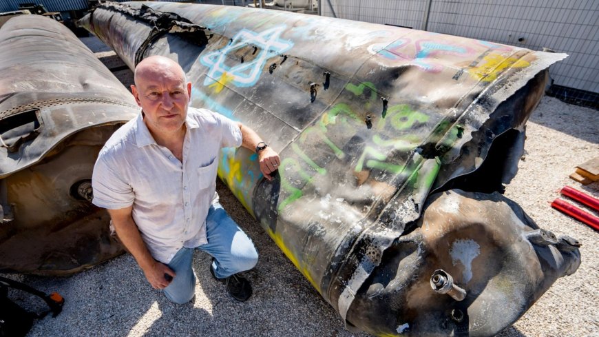 Up close with 3,100mph Iranian missile shot down by Israeli Arrow 3 rockets…before becoming a kids’ climbing frame --[Reported by Umva mag]