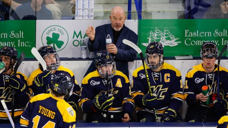 College hockey equipment manager forced to play goalie in huge NCAA Division I game --[Reported by Umva mag]