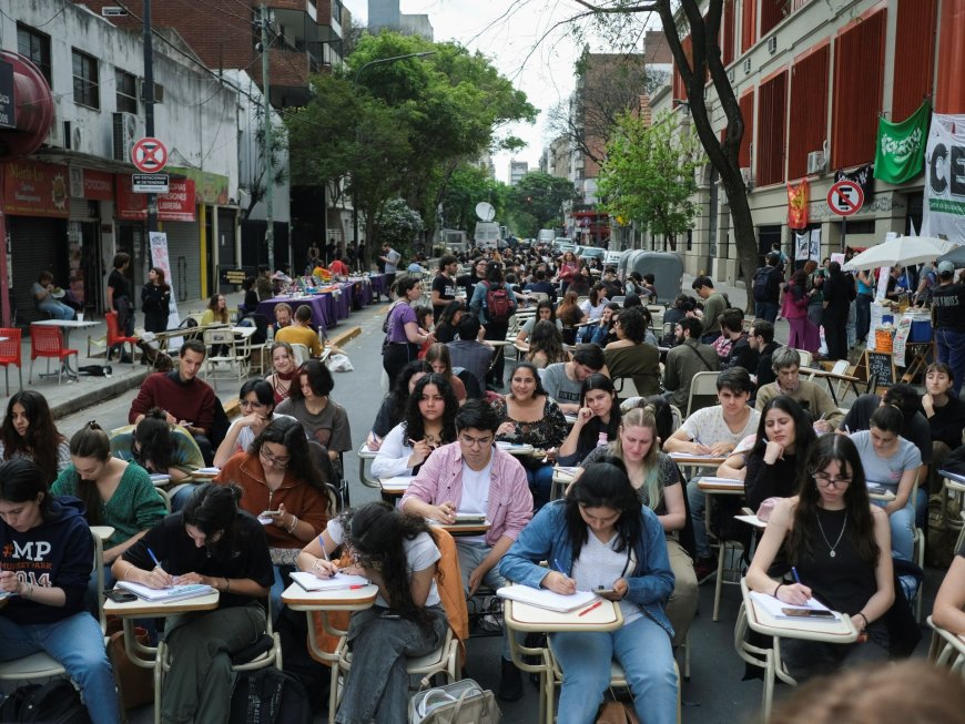 Argentina’s Congress fails to overturn Milei’s university funding veto --[Reported by Umva mag]