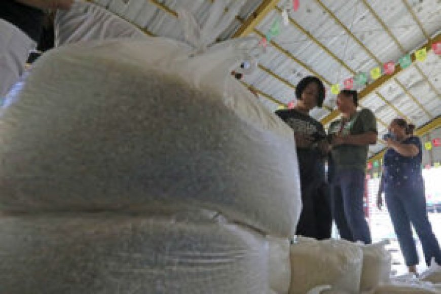 KADIWA rice price cut to P43 per kilo --[Reported by Umva mag]